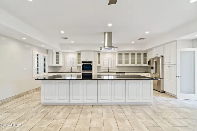 $2,500,000 | 1345 East Ocotillo Road, Phoenix, AZ 85014