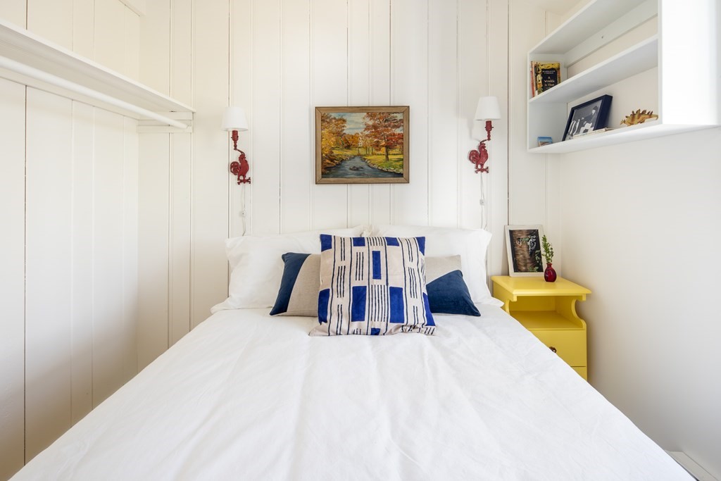 36 Ned's Point Road Mattapoisett, MA 02739 - Photo 8 of 32 Gallery Image 8