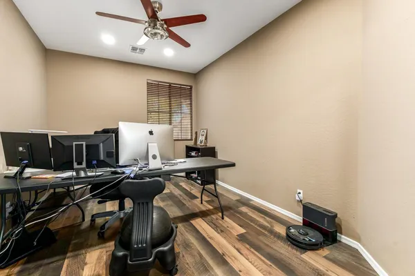 $2,400 | 1817 East Beautiful Lane, Phoenix, AZ 85042