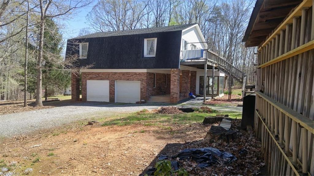 140 Maple Ridge Drive Mayodan, NC 27027 - Photo 3 of 22
