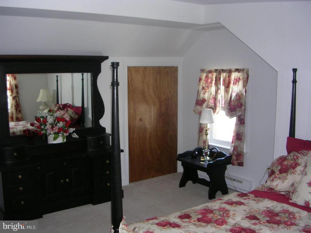 330 East New Street Lititz, PA 17543 - Photo 8 of 8