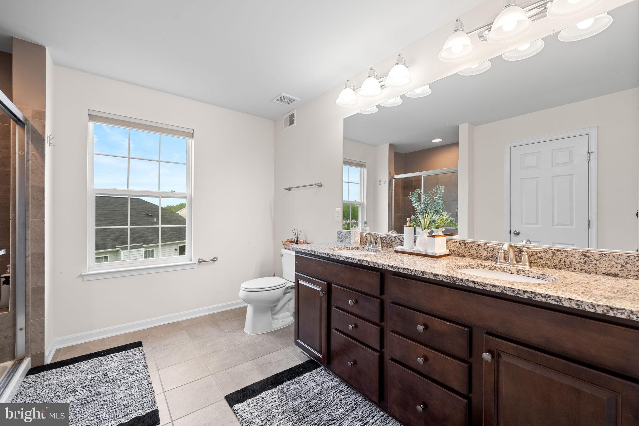 15801 Aerial View Road Woodbridge, VA 22193 - Photo 2 of 38