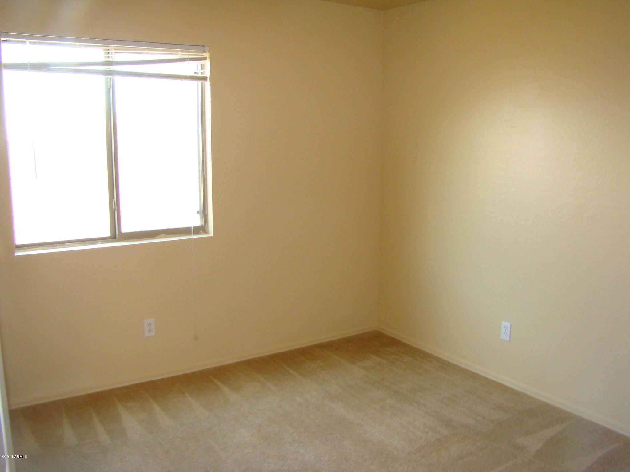 8617 West Riley Road Tolleson, AZ 85353 - Photo 8 of 20 DSC00326