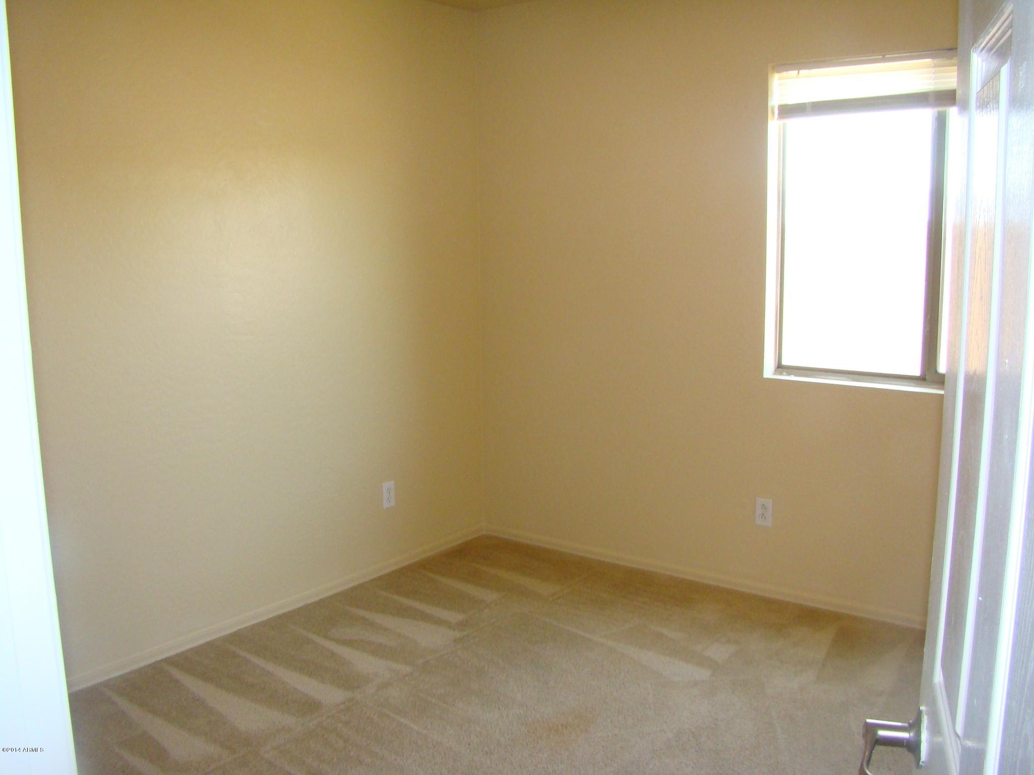 8617 West Riley Road Tolleson, AZ 85353 - Photo 9 of 20 DSC00327