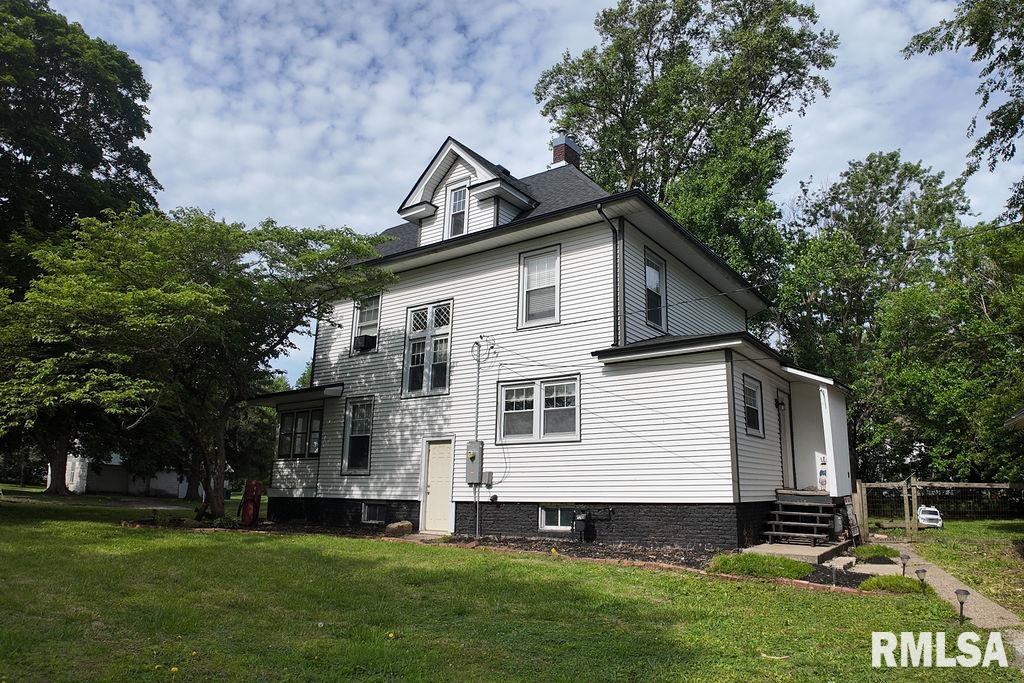 540 East Main Street Prairie City, IL 61470 - Photo 3 of 51