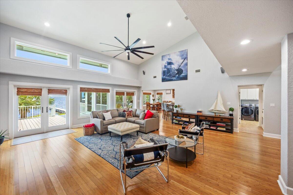 7813 Petersen Point Road Milton, FL 32583 - Photo 33 of 105