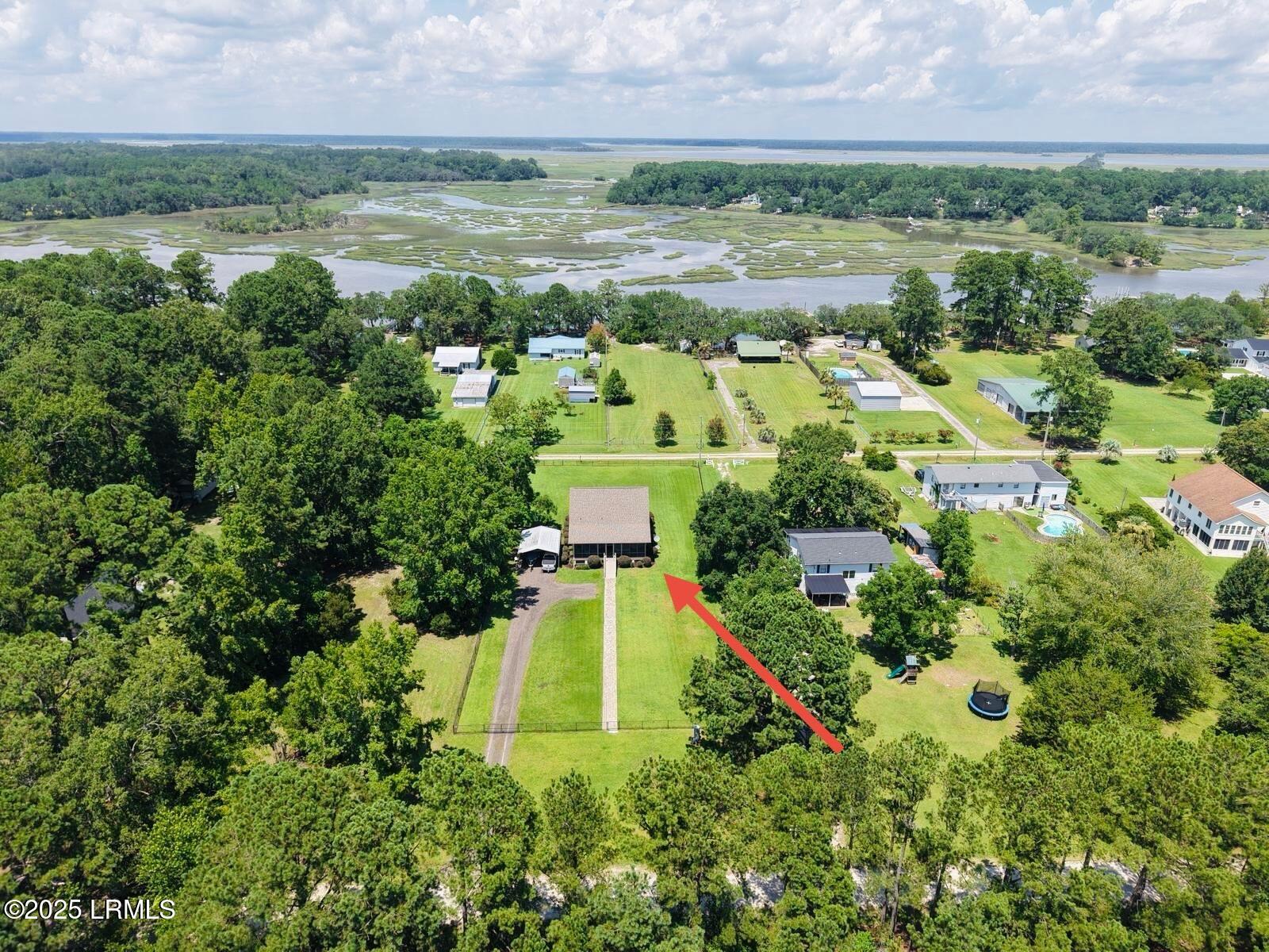 189 Deloss Point Road Ridgeland, SC 29936 - Photo 3 of 35 5b544af2-fda3-4674-b8a0-6b09859fb2b3