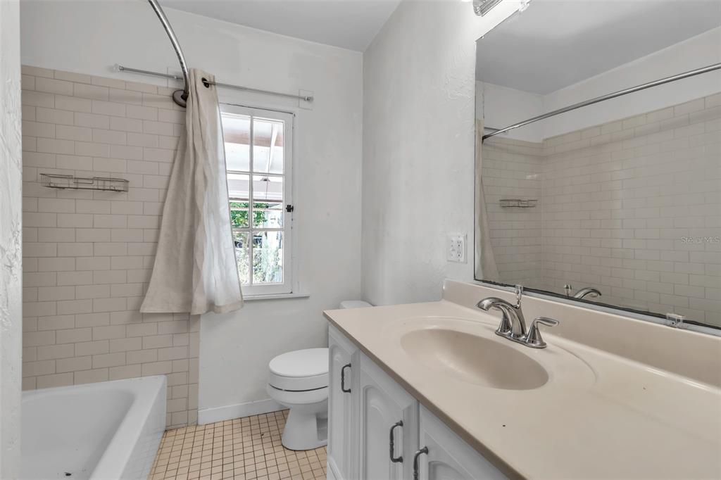 1817 6th Street Sarasota, FL 34236 - Photo 31 of 63