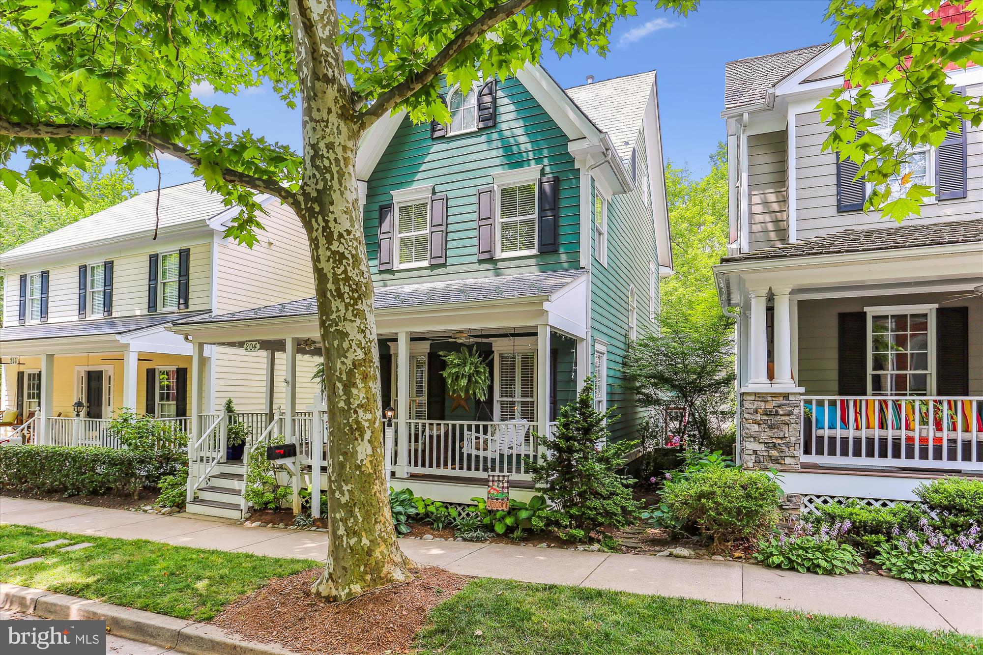 204 Hart Road Gaithersburg, MD 20878 - Photo 3 of 72