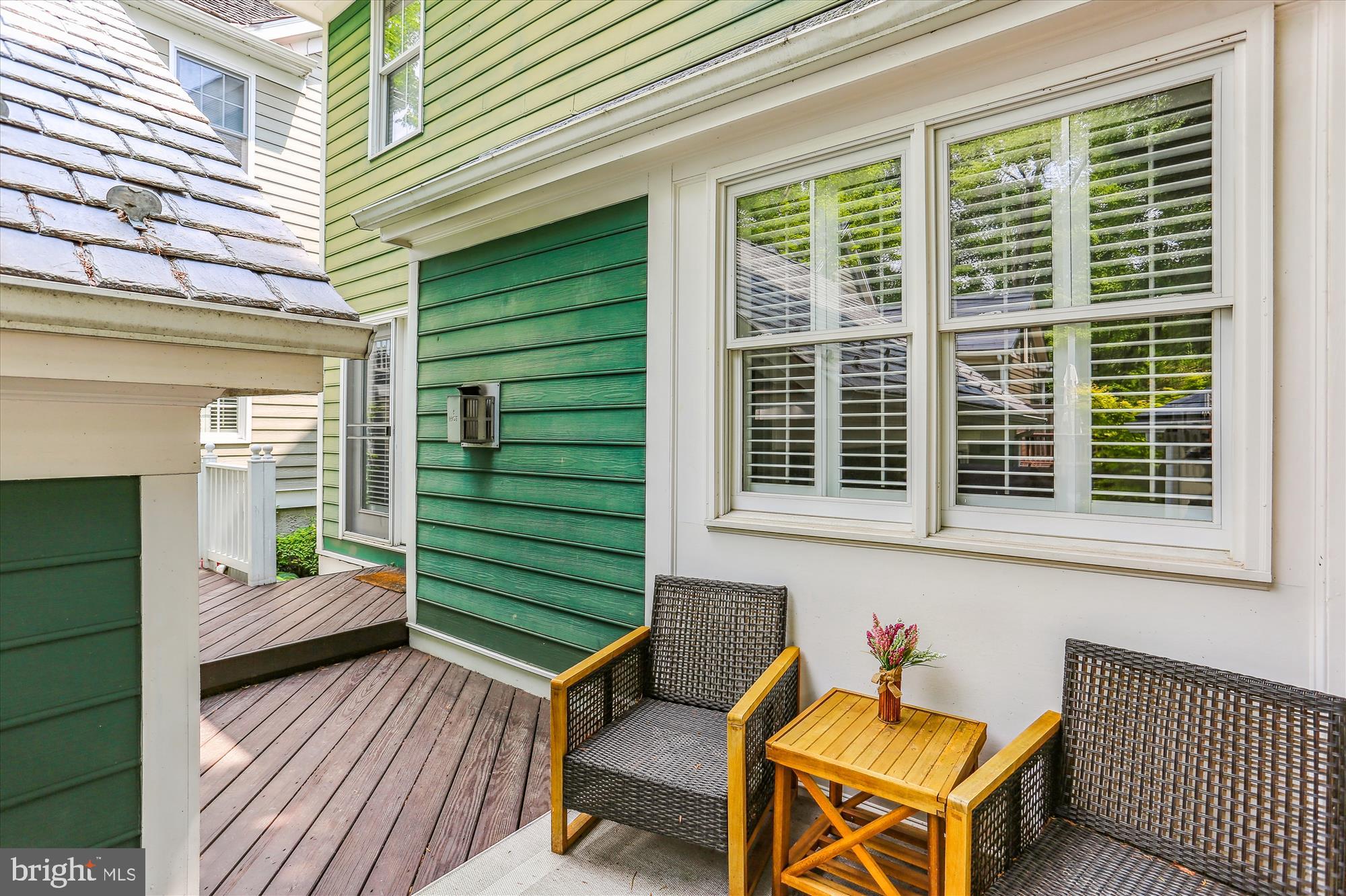 204 Hart Road Gaithersburg, MD 20878 - Photo 31 of 72 Deck