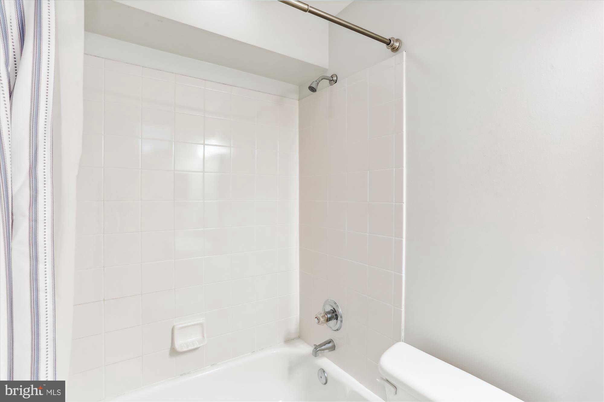 204 Hart Road Gaithersburg, MD 20878 - Photo 56 of 72 Lower level full bath