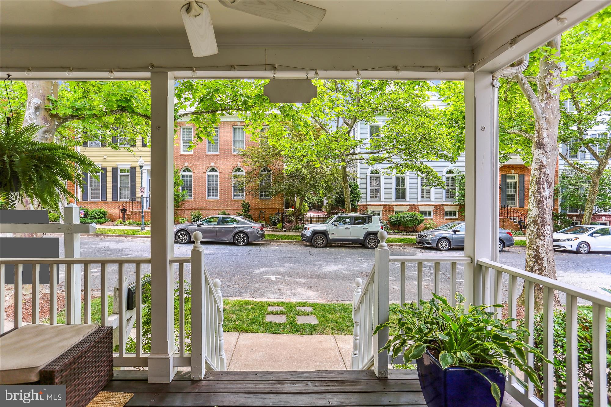 204 Hart Road Gaithersburg, MD 20878 - Photo 10 of 72 View from front door