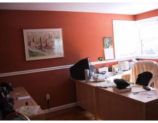 105 Page Road Bedford, MA 01730 - Photo 10 of 16 Gallery Image 10