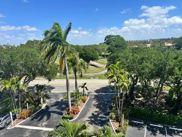 $2,200 | 3521 Environ Boulevard, Unit B503, Lauderhill, FL 33319