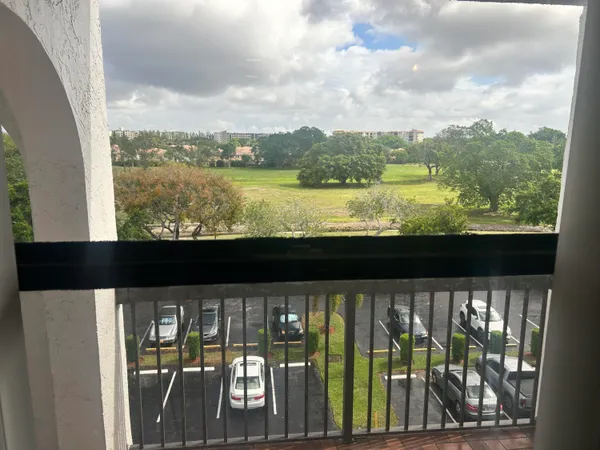 $2,200 | 3521 Environ Boulevard, Unit B503, Lauderhill, FL 33319