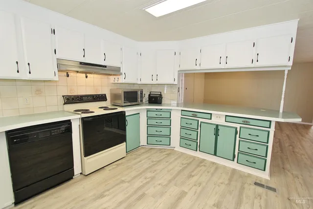 $199,999 | 5651 Sudley Lane, Garden City, ID 83714