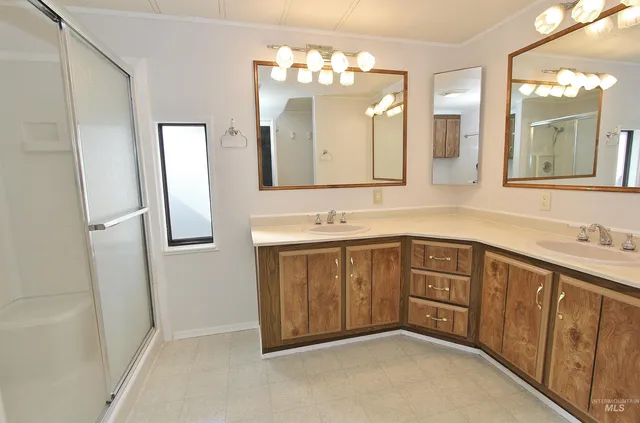 $199,999 | 5651 Sudley Lane, Garden City, ID 83714