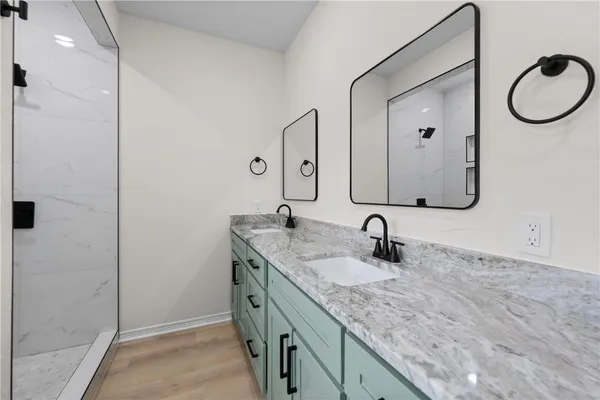 $297,000 | 207 North Harrison Street, McGregor, TX 76657