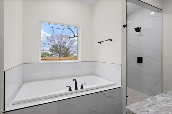 $297,000 | 207 North Harrison Street, McGregor, TX 76657