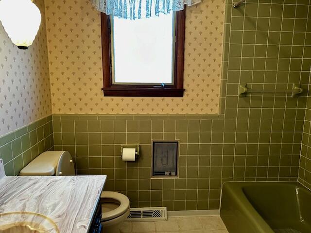 8125 West 1 Mile Road Hesperia, MI 49421 - Photo 11 of 21 8125WMile1-FullBath