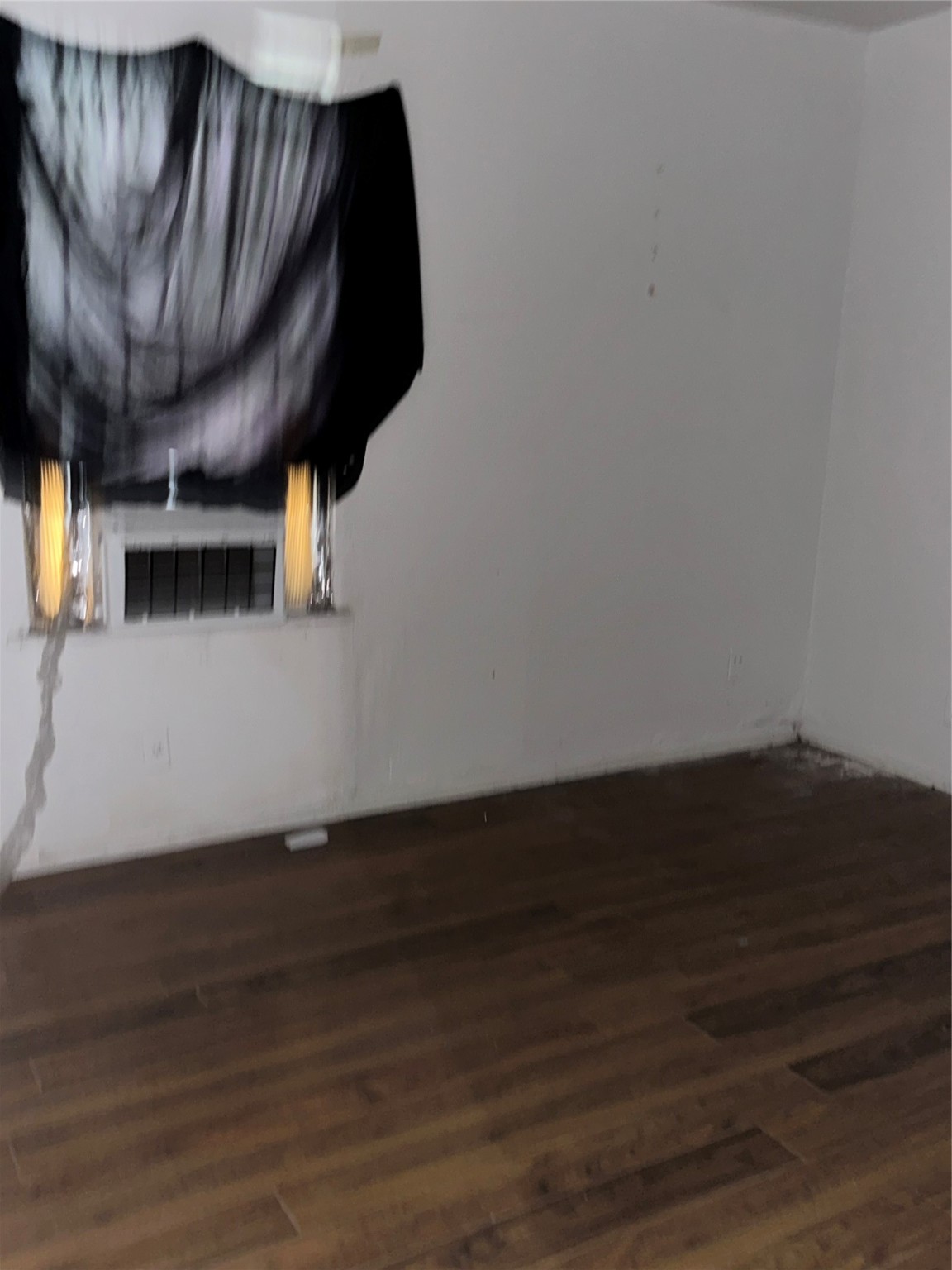 4730 Angleton Street Houston, TX 77033 - Photo 5 of 16