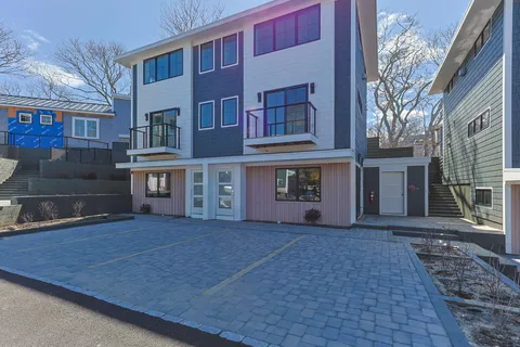 $950,000 | 50 Nelson Avenue, Unit 5, Provincetown, MA 02657