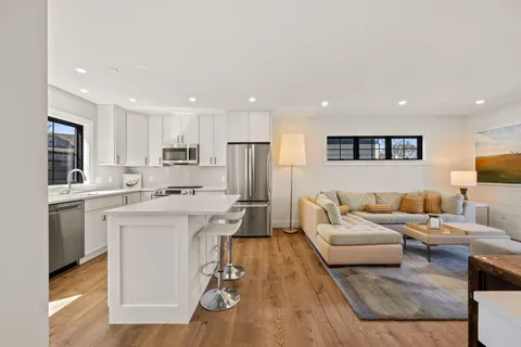 $950,000 | 50 Nelson Avenue, Unit 5, Provincetown, MA 02657