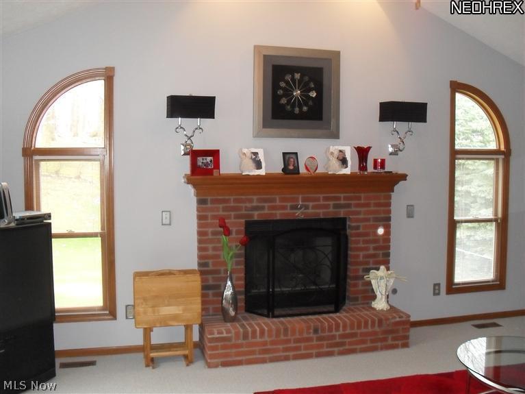 7592 Ridge Road Cleveland, OH 44129 - Photo 9 of 24 Gallery Image 9