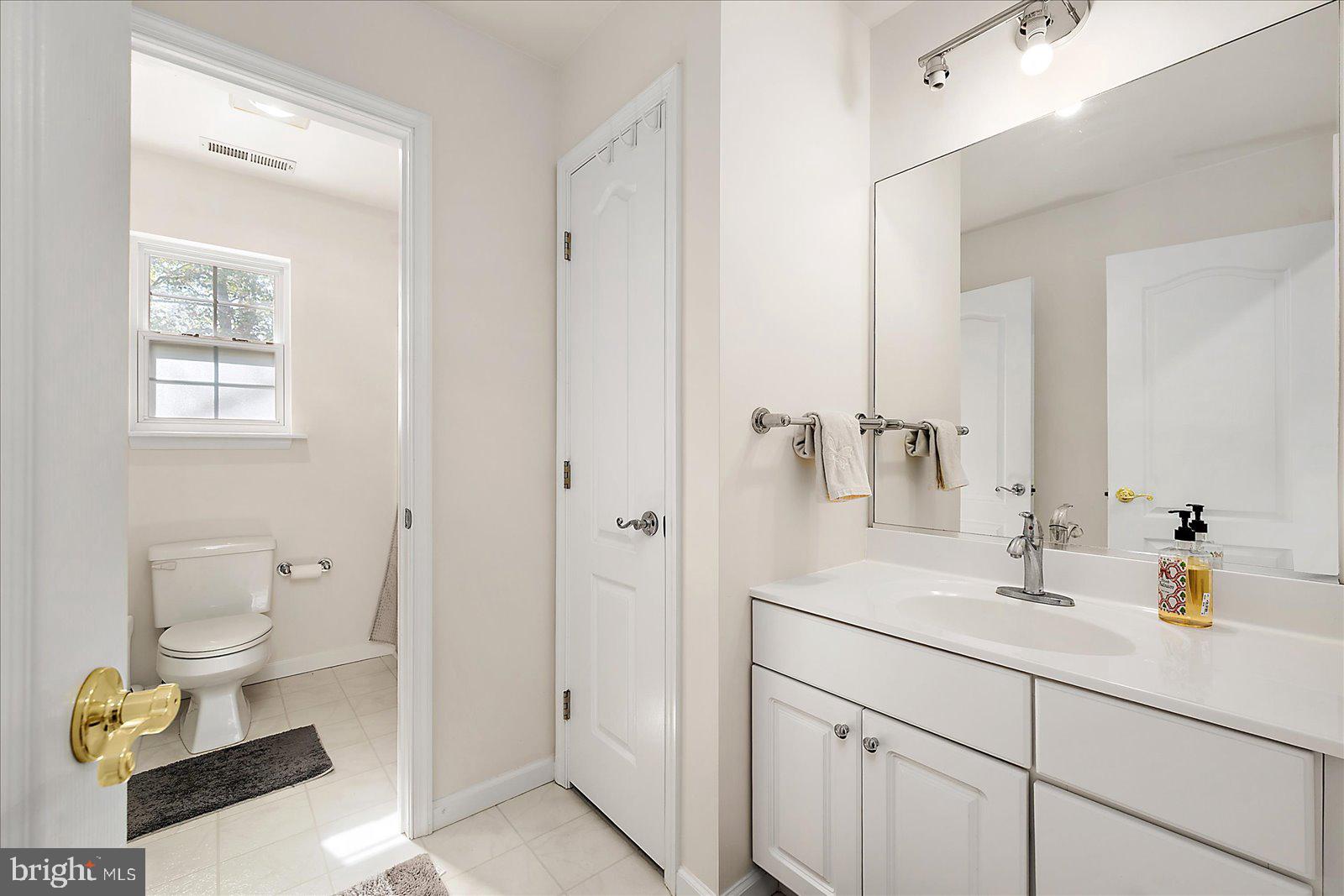 2 Moonraker Road Ocean Pines, MD 21811 - Photo 28 of 78 2nd floor guest bathroom