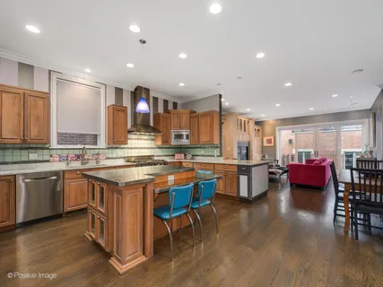 $2,999,900 | 1426 West Melrose Street, Chicago, IL 60657