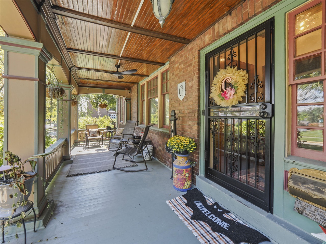 516 Maple Street Manistee, MI 49660 - Photo 4 of 99