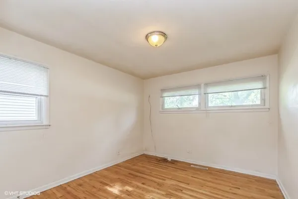 $179,000 | 17948 Wentworth Avenue, Lansing, IL 60438