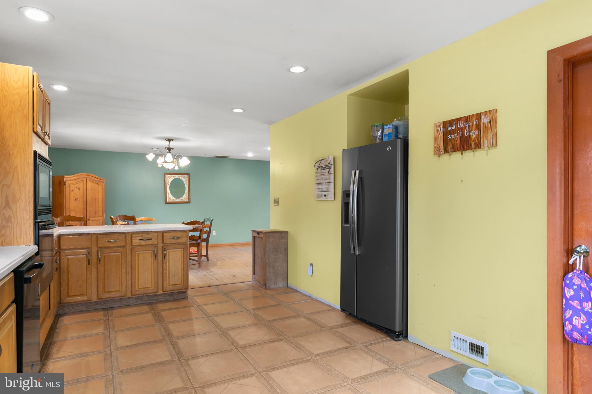 114 Carson Road Southampton, NJ 08088 - Photo 11 of 27 Gallery Image 11