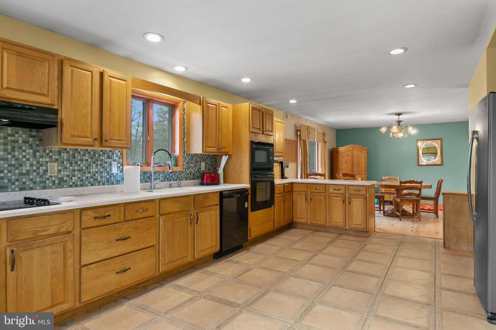 114 Carson Road Southampton, NJ 08088 - Photo 10 of 27 Gallery Image 10