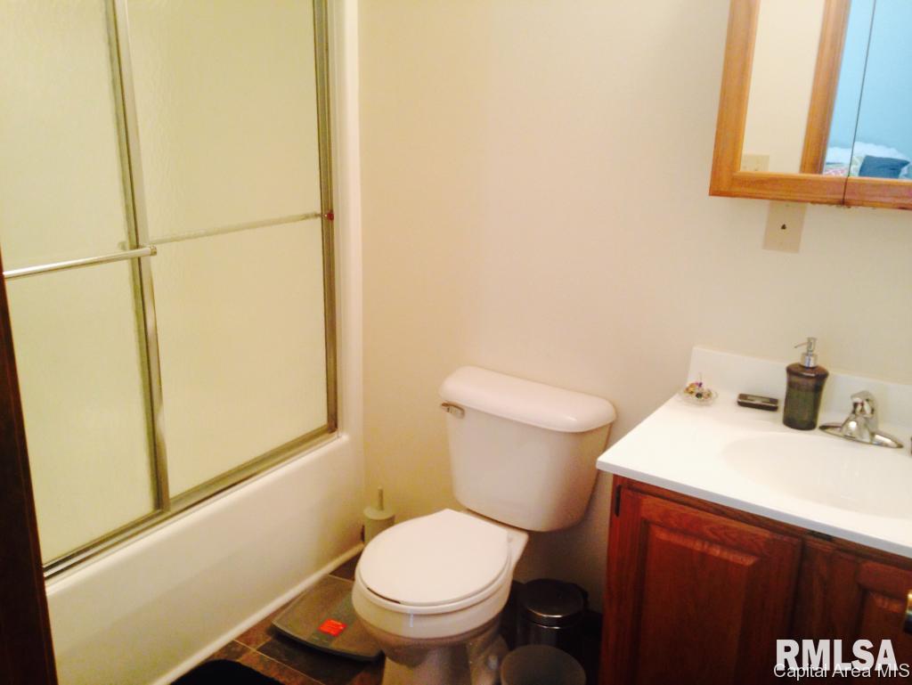 19974 Sunny Acres Road Petersburg, IL 62675 - Photo 25 of 31 Gallery Image 25