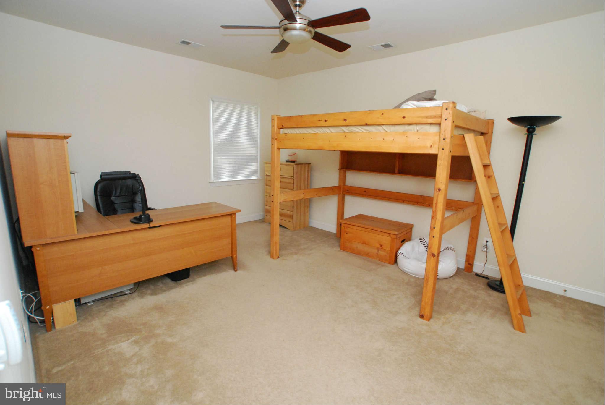 9915 Greenel Road Damascus, MD 20872 - Photo 18 of 30 Bedroom