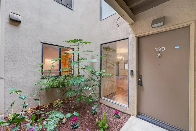 $3,800 | 449 Alberto Way, Unit C139, Los Gatos, CA 95032