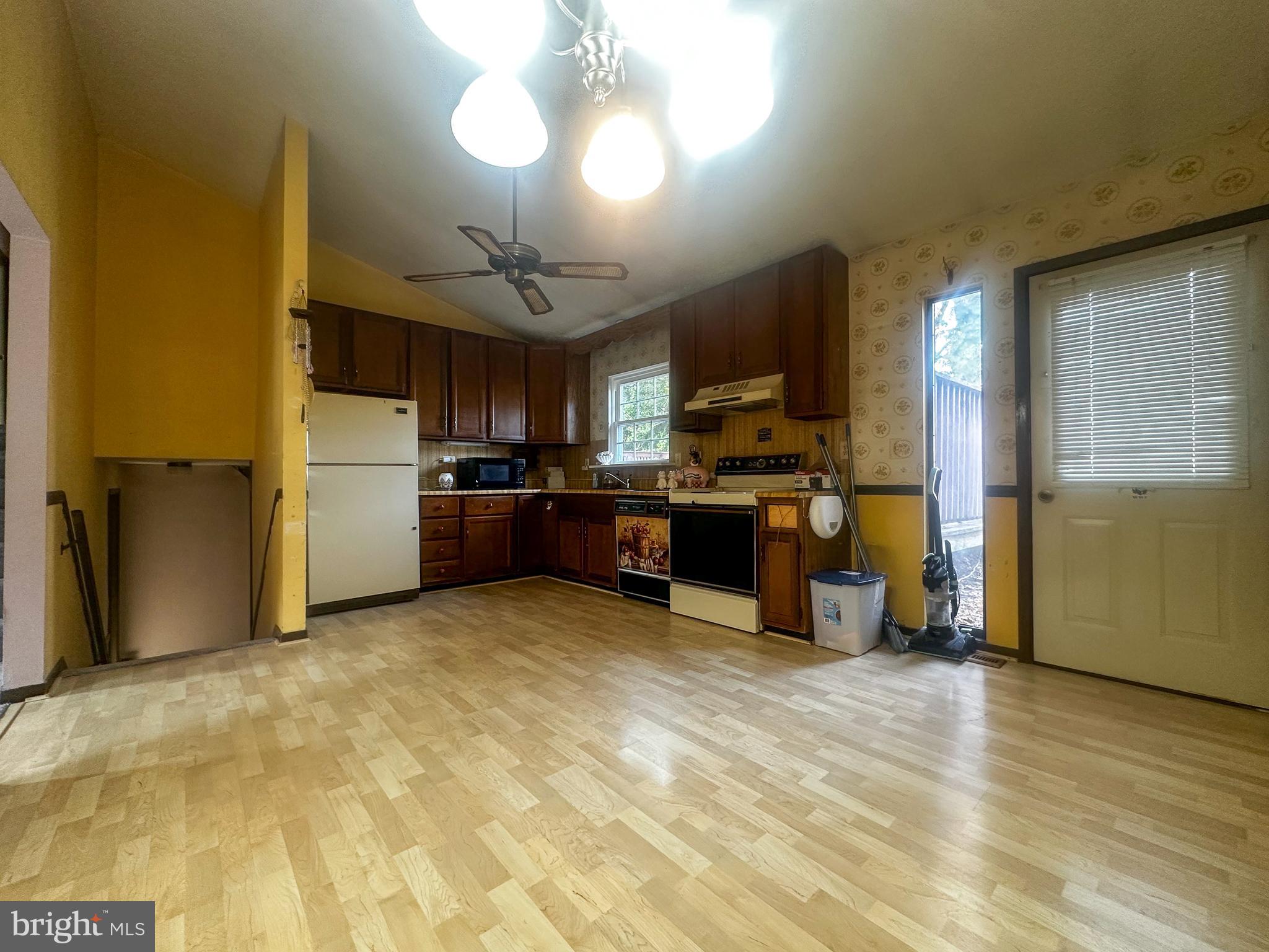 58 Cedarbrook Lane Tuckerton, NJ 08087 - Photo 8 of 30