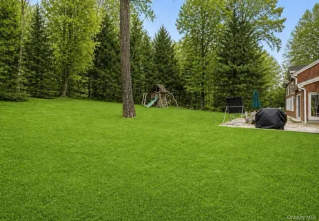 $2,195,000 | 22 Random Farms Circle, Chappaqua, NY 10514