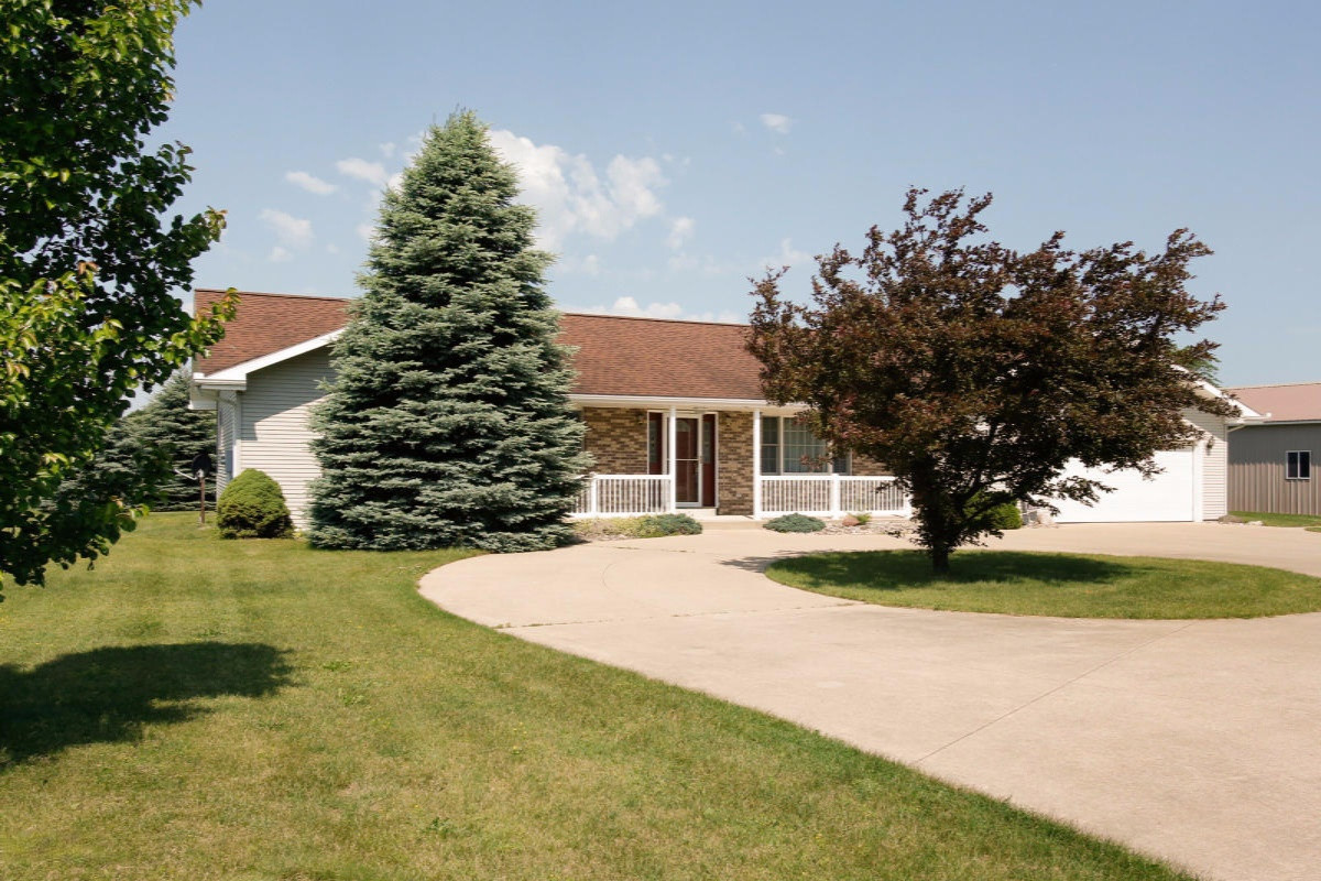 68850 Sevison Road White Pigeon, MI 49099 - Photo 1 of 29 15028995