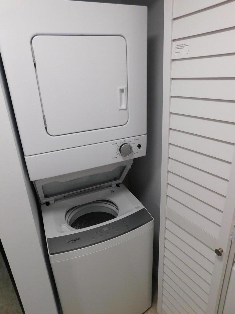 13334 Polo Club Road, Unit 246247 Wellington, FL 33414 - Photo 26 of 30 Laundry Eff 247