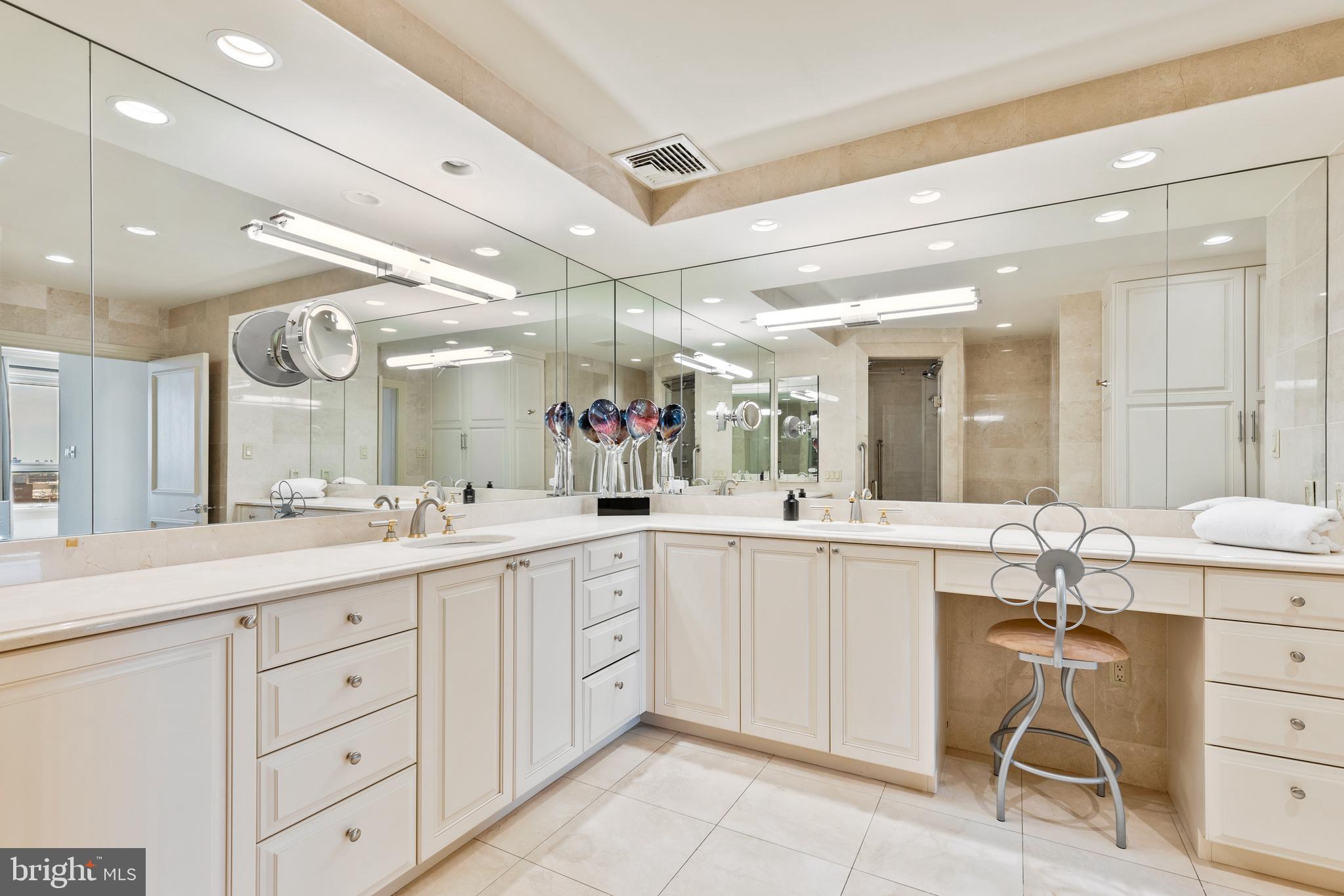 1820 Rittenhouse Square, Unit 1002 Philadelphia, PA 19103 - Photo 56 of 64