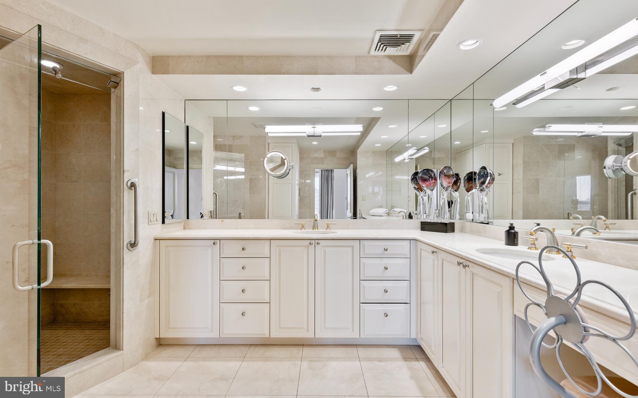 1820 Rittenhouse Square, Unit 1002 Philadelphia, PA 19103 - Photo 57 of 64