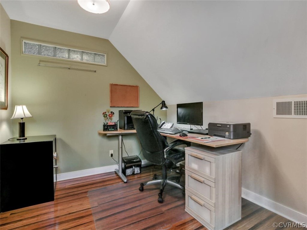 13512 Queensgate Road Midlothian, VA 23114 - Photo 32 of 41 Office above the garage