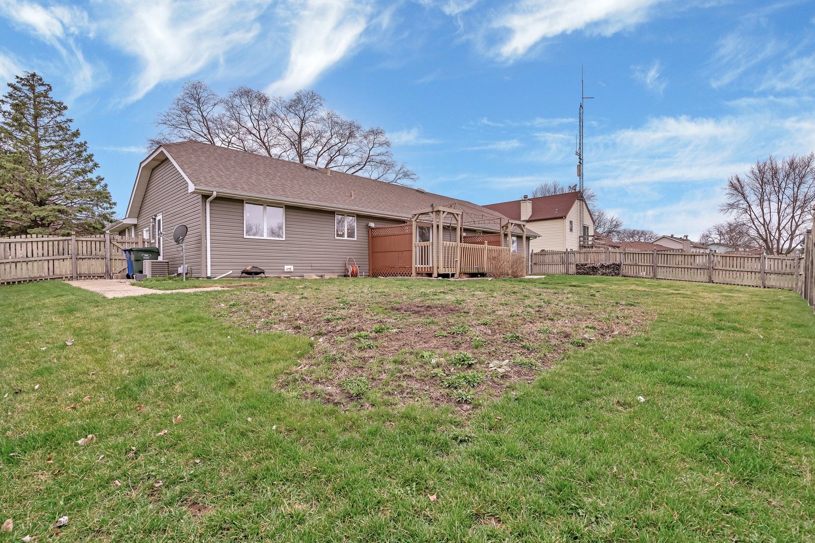 218 San Carlos Road Minooka, IL 60447 - Photo 38 of 40 a house view with a outdoor space