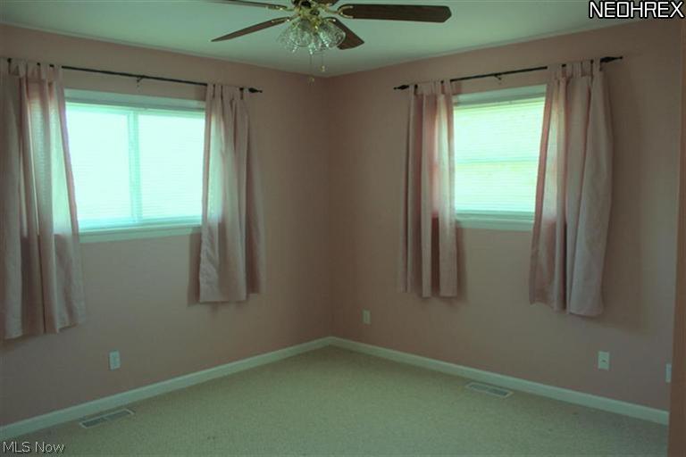 820 Pendley Road Willowick, OH 44095 - Photo 10 of 18 Gallery Image 10