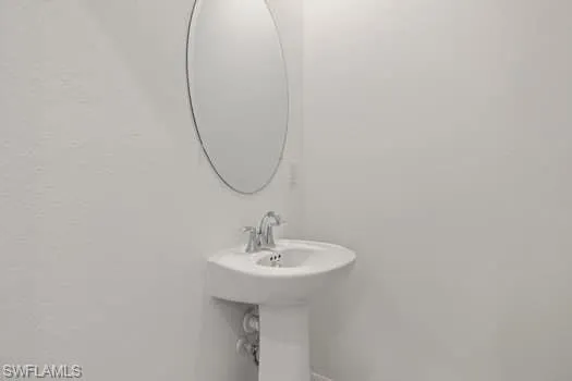 $2,350 | 2841 Citrus Street, Naples, FL 34120