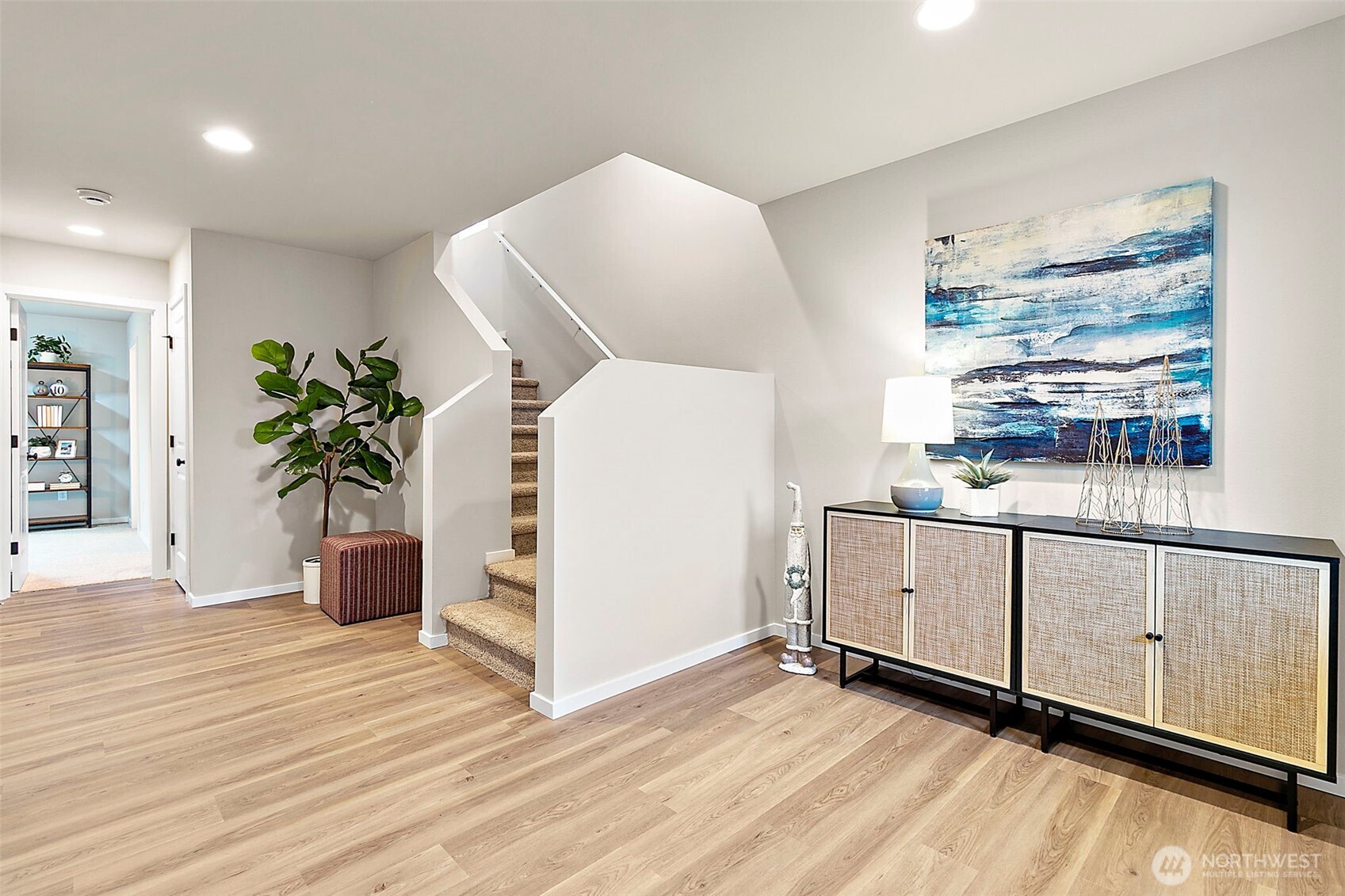 18527 Southeast 271st Court Covington, WA 98042 - Photo 4 of 25