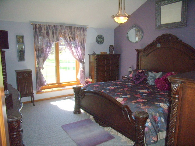 2375 South Bill Deller Road Angola, IN 46703 - Photo 11 of 31 Gallery Image 11
