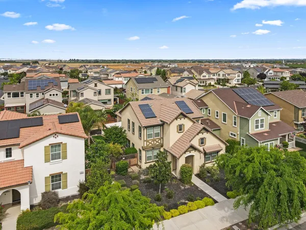 $850,000 | 2341 Ellis Town Drive, Tracy, CA 95377